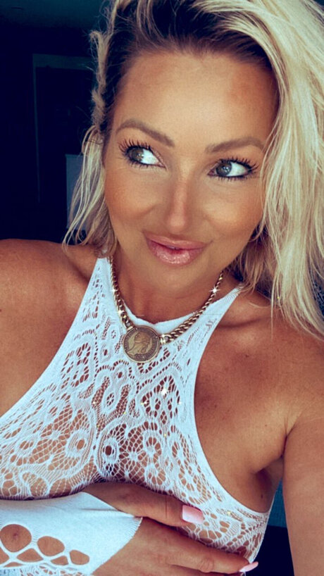 _Karly Jay perfect actress picture