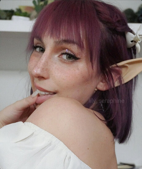 Lily Seraphine free actress gallery