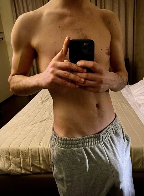 Smile23 star nude gallery