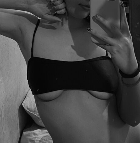 Belu free star picture