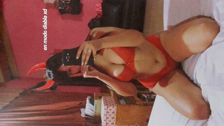 MIA_ xxx actress picture