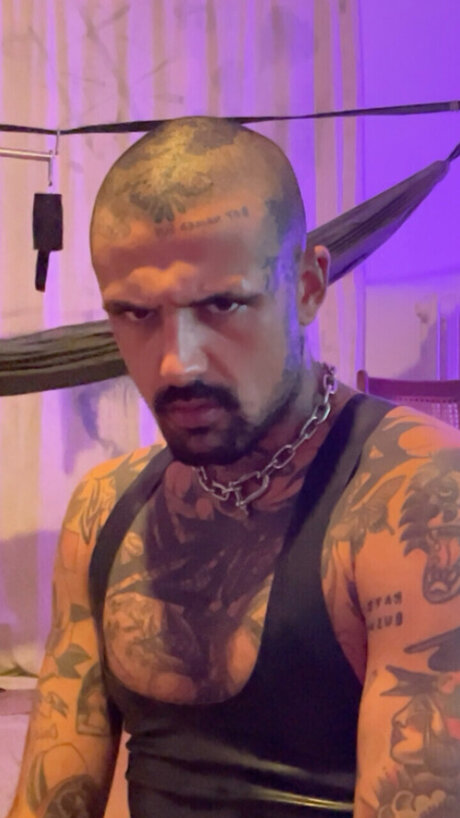 Mystery Box_ nude star photos