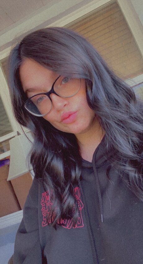 Selfishbrat22 free star pictures