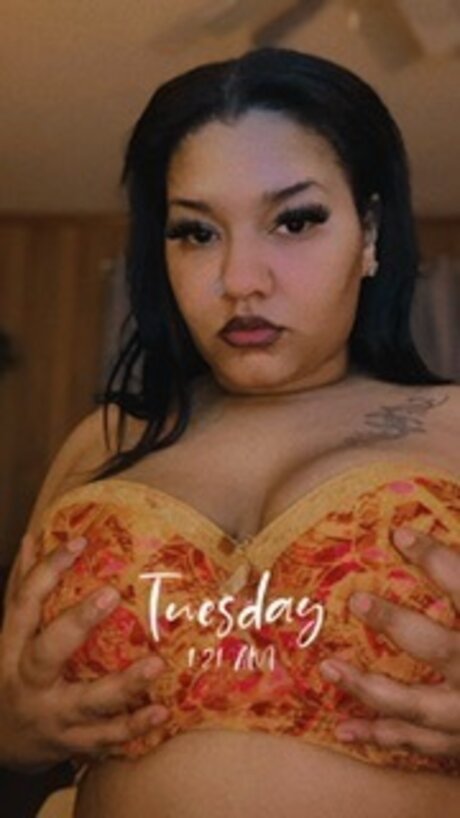 Shegod22 hd star pic