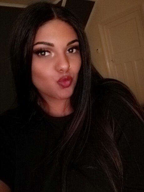 Katherin22 model sexy picture