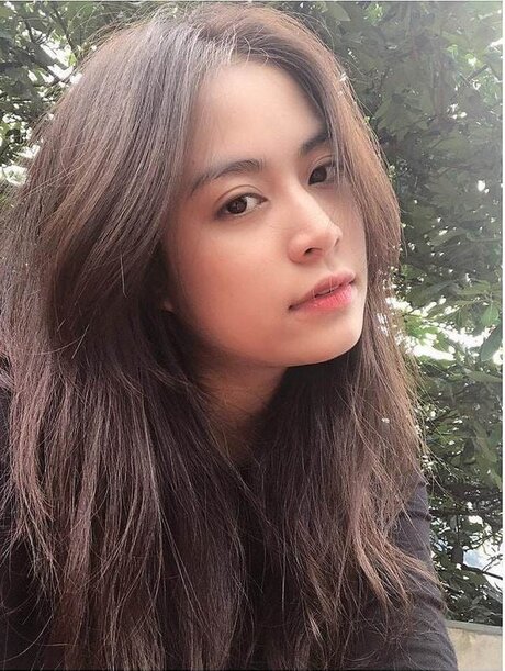 brunette wife onlyfans sexy nudes pictures