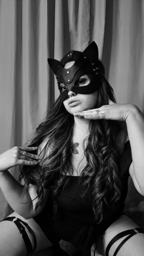 KALI STRENGHT hot pornstar images