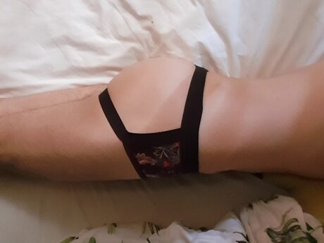 Sqweem model porn photo