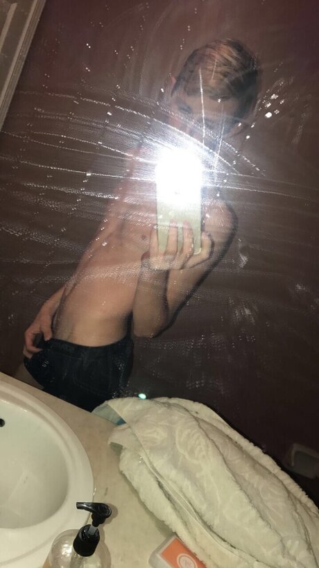 Xander and Ian adult model gallery