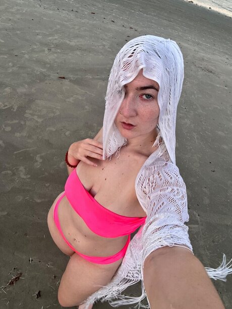 jenniO hot model image