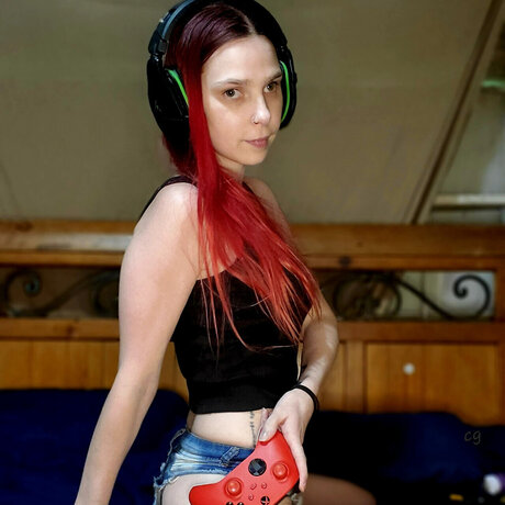 Hot Mama hot model photo