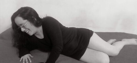 Goddess HoneyPot xxx actress photo