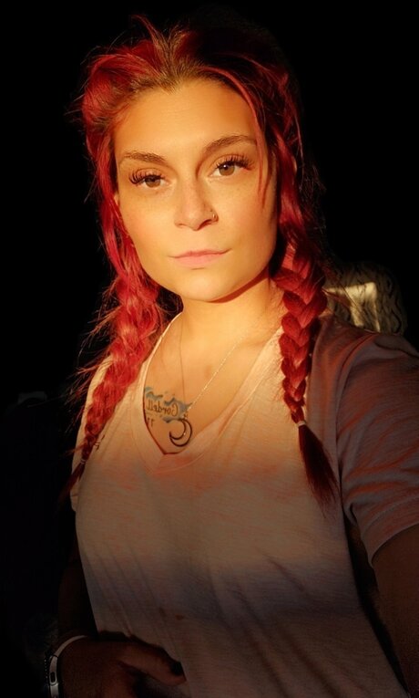 Frankie Marie naked star photos