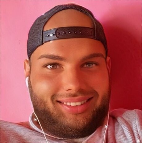 Gabesz20 model xxx img