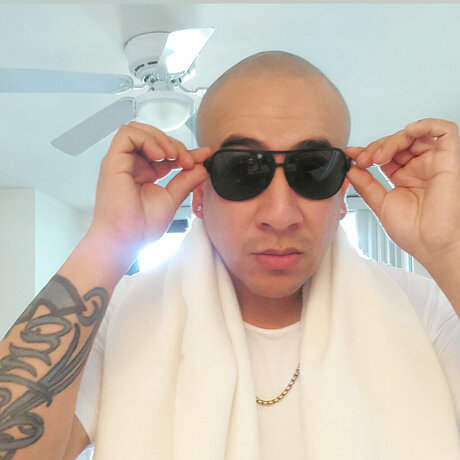 Santiago Suave sexy star images