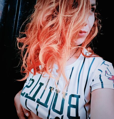 Yorgely19 hot star picture