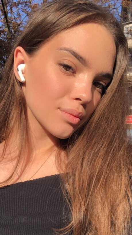 Bunny 19 years old_ star hot photos