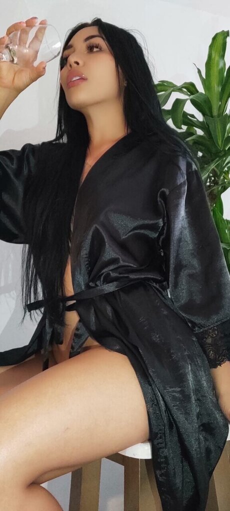 Majho online model sex pics