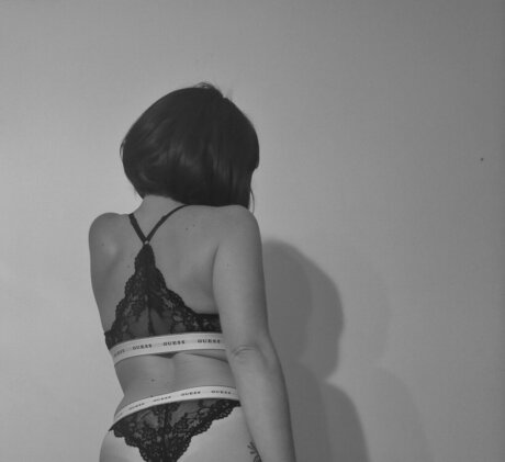 Madame Pizzo nude actress pic