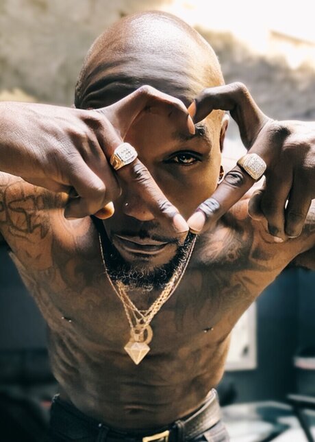 CesarBelifonteLive_ model adult pic