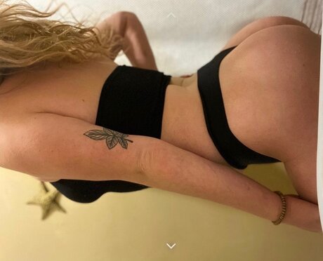 baby cai_ model top images