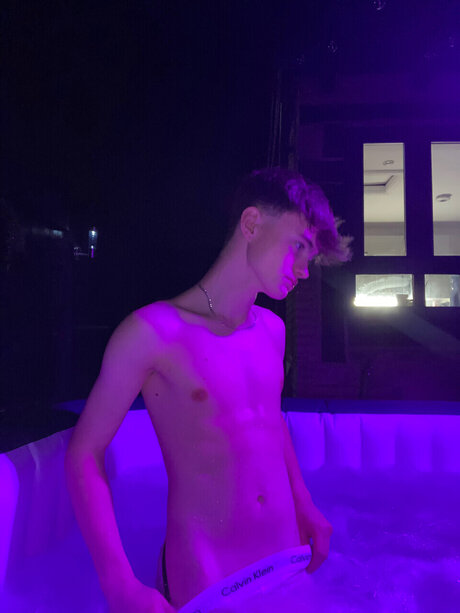 Conner Twink 18_ hd model picture