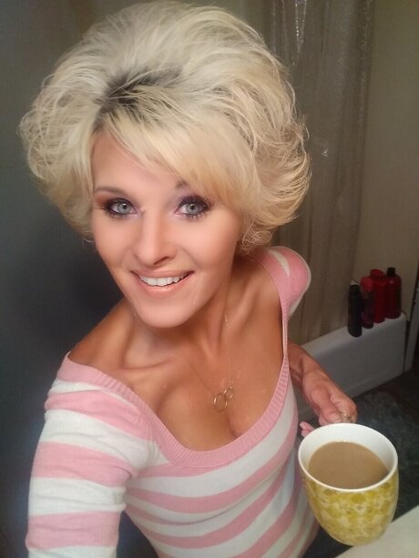 ladyboy asian onlyfans art nude img