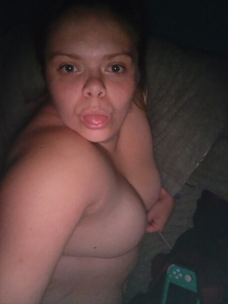 Bella Babe32 nudes pornstar pictures