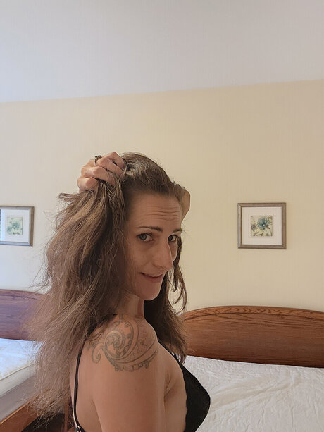 Robinsonxo best model image