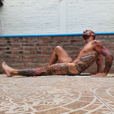 Eduardo Tano 17 pornstar free images