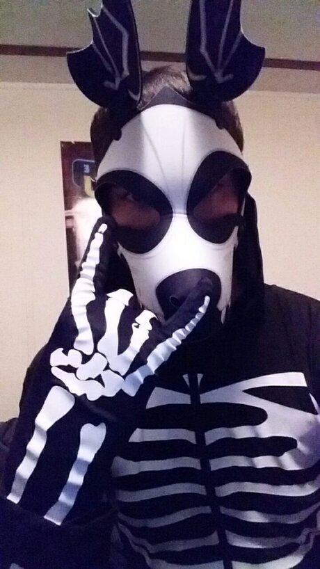 Scraps deadpup model naked img