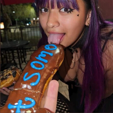 Worshiper420 nude model archive