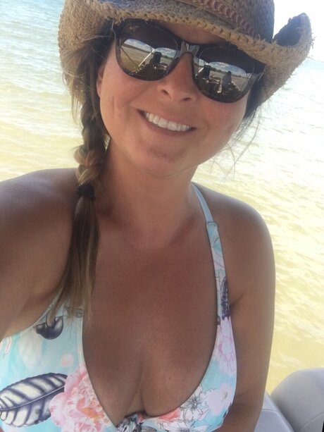 Suz Sweet Soles star best archive