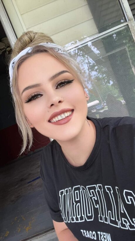 CowgirlCutie erotic actress archive