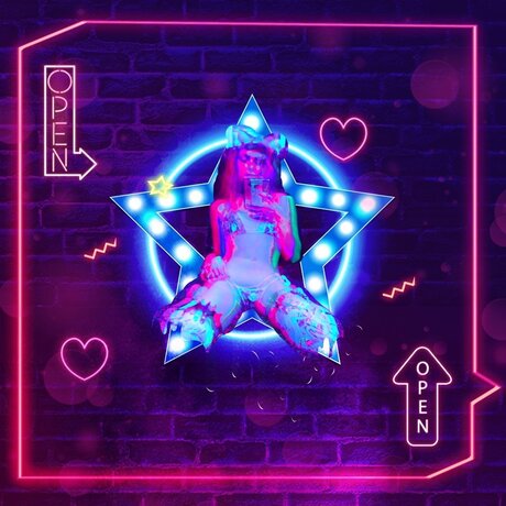 Cat Claw star pornographic pic