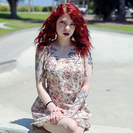 Crimsonaddams pornstar adult picture