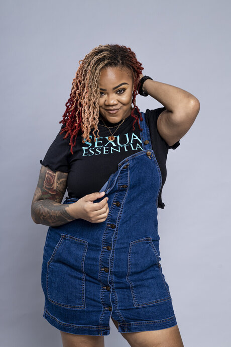 Samia Burton pornstar free photos