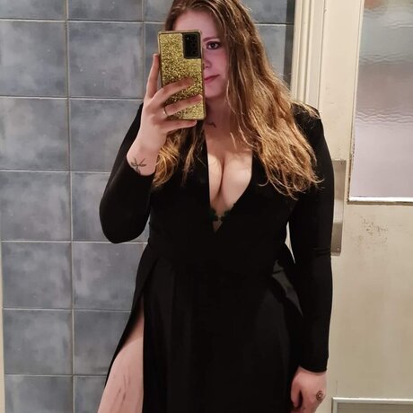 Floss pornstar exclusive images