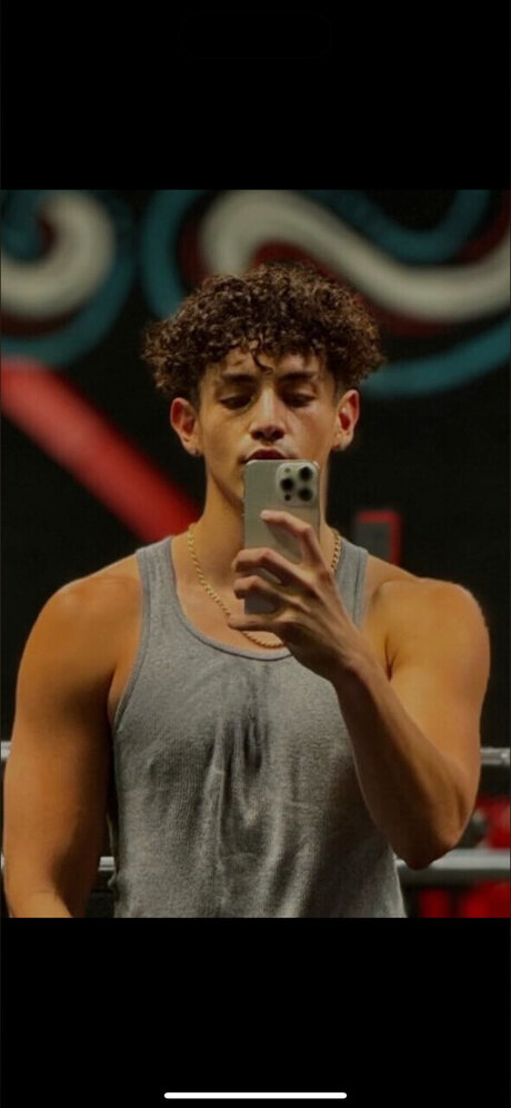 JULIAN BARBOZA S WILD SHOW pornstar sexy archive