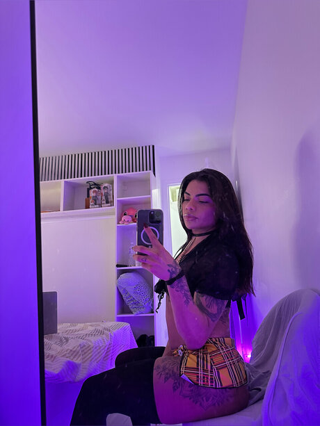 Alice Fontenelle star adult pic