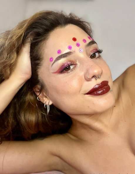 white pussy onlyfans porn images