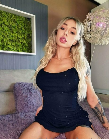 brandy love beautiful actress galleries