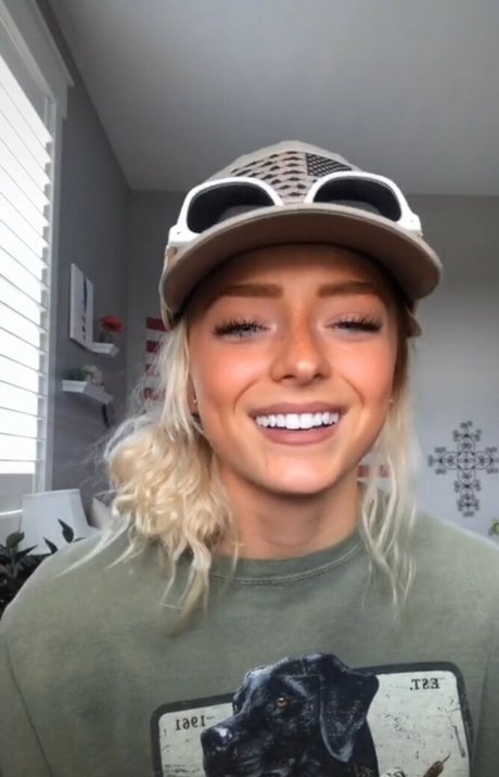 Melanie Doulik pornstar erotic picture