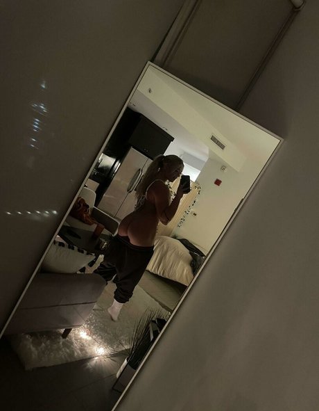 Melanie Doulik perfect model pictures