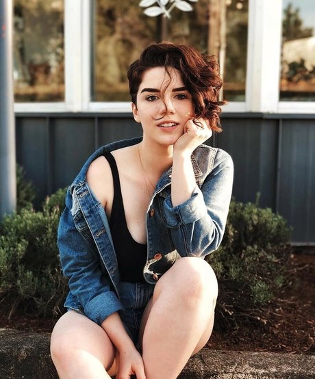 Morgan Eckroth hot star pic