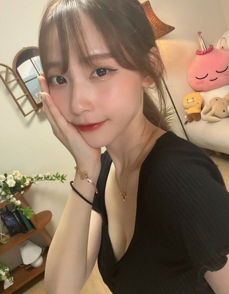 rofvmtm pornstar beautiful img