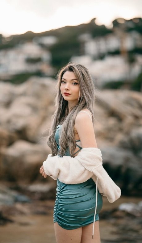 Monica Jimenez high quality model pic