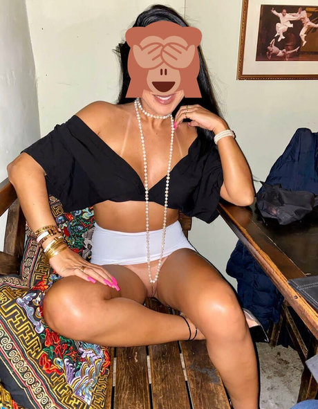 Maira Fraga model exclusive photo