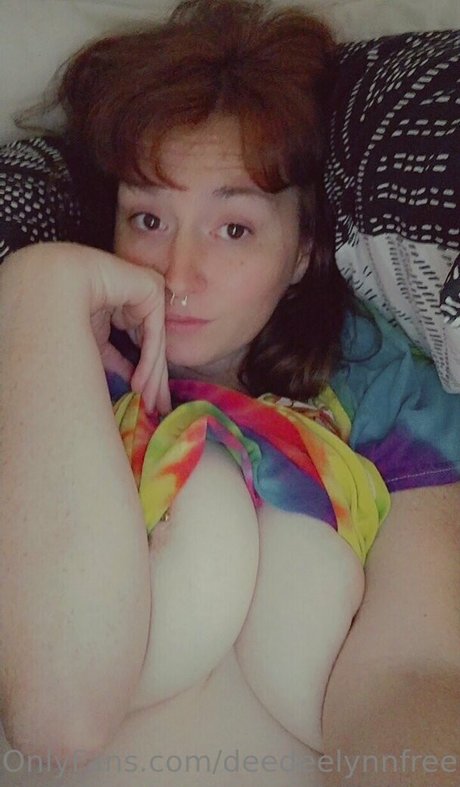 deedeelynnfree top model img