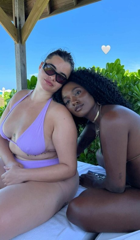 Barbie Ferreira star exclusive pics